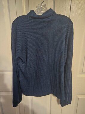 GAP Navy Blue Turtleneck Sweater